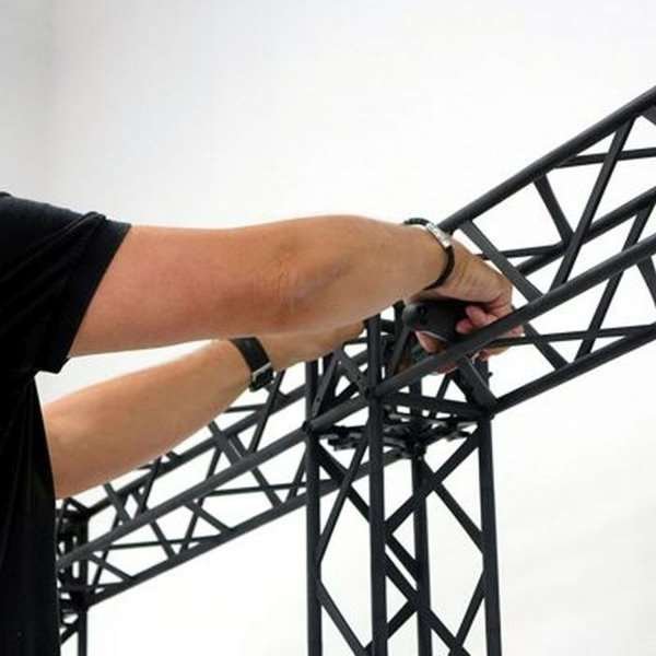 Crown Truss 15 Messewand mit Banner - schwarz
