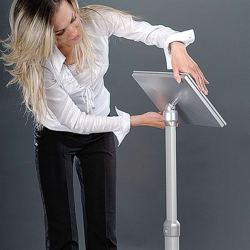 Flex Infoständer verstellbar - A4 - Silber