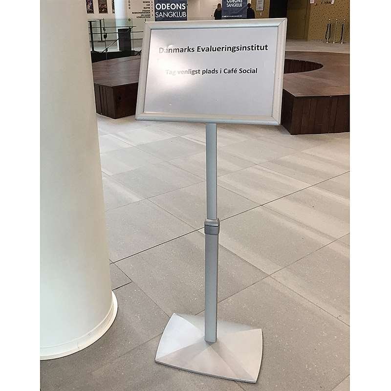 Flex Infoständer verstellbar - A4 - Silber