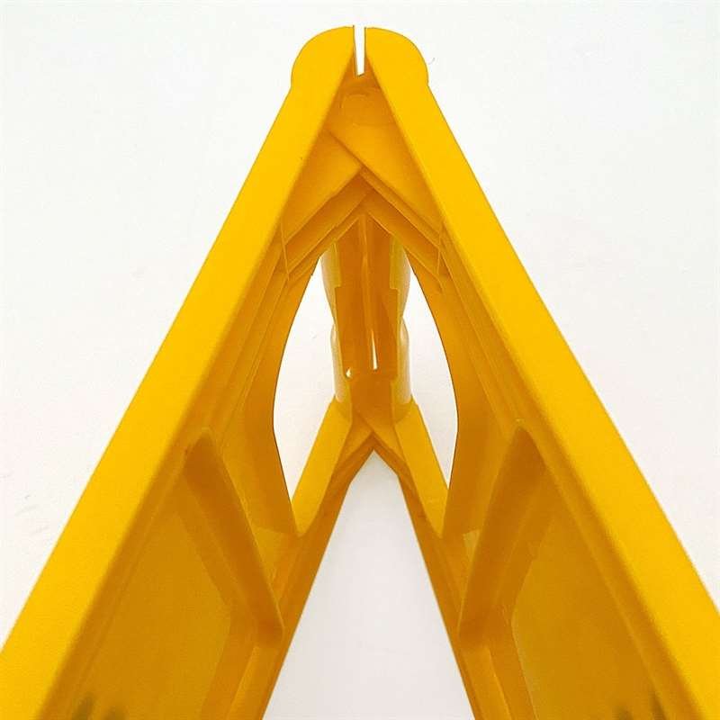 Warnschild ohne Aufdruck