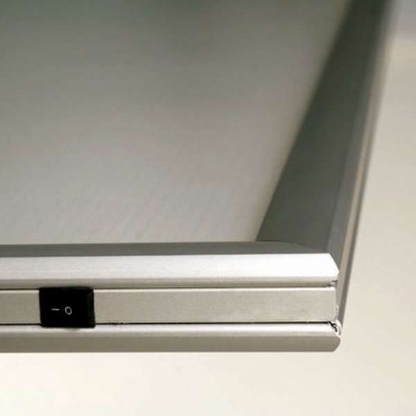 LED-Leuchtrahmen doppelseitig - A4 vertikal