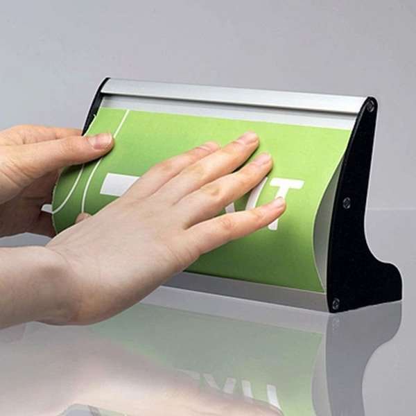 Namensschild für Tisch aus Aluminiumprofil, silber/schwarz - 7,4x15cm