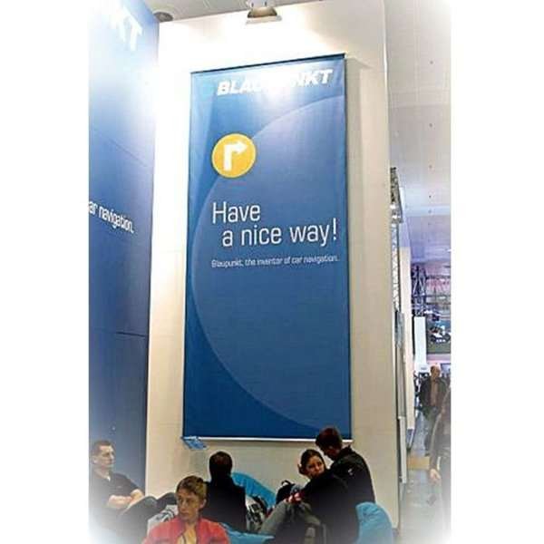 Aluminiumhalterung zur Boden-/Deckenmontage des Outdoor-Bannerprofils