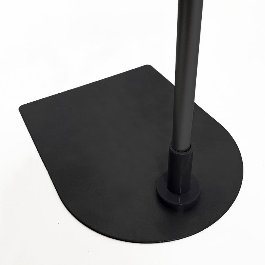 Preisrahmenset, schwarzer Stahlfuß und Aluminiumstange, weißer A4-Rahmen (21 x 29,7 cm). Höhe 72 - 90 cm, Breite 21,8 cm, Fuß 16 x 21 cm