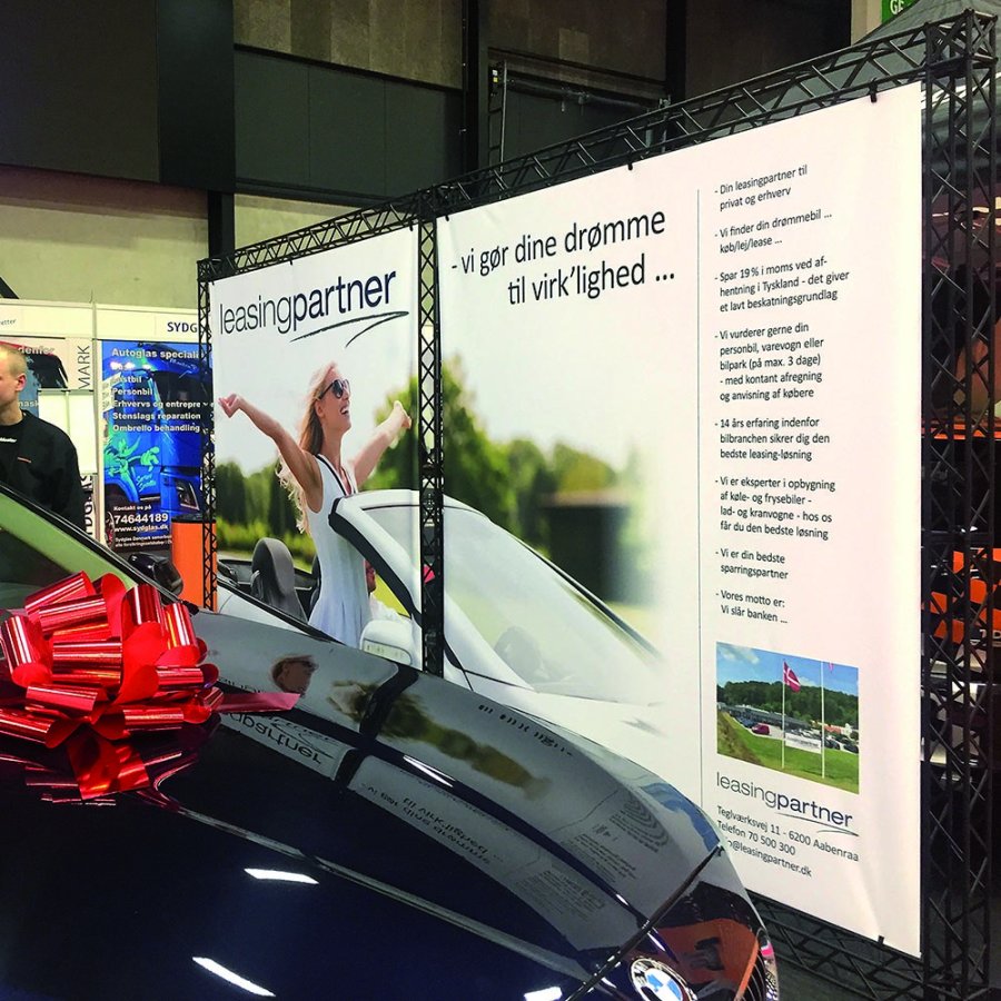 Crown Truss 15 3-teilige Messewand - schwarz