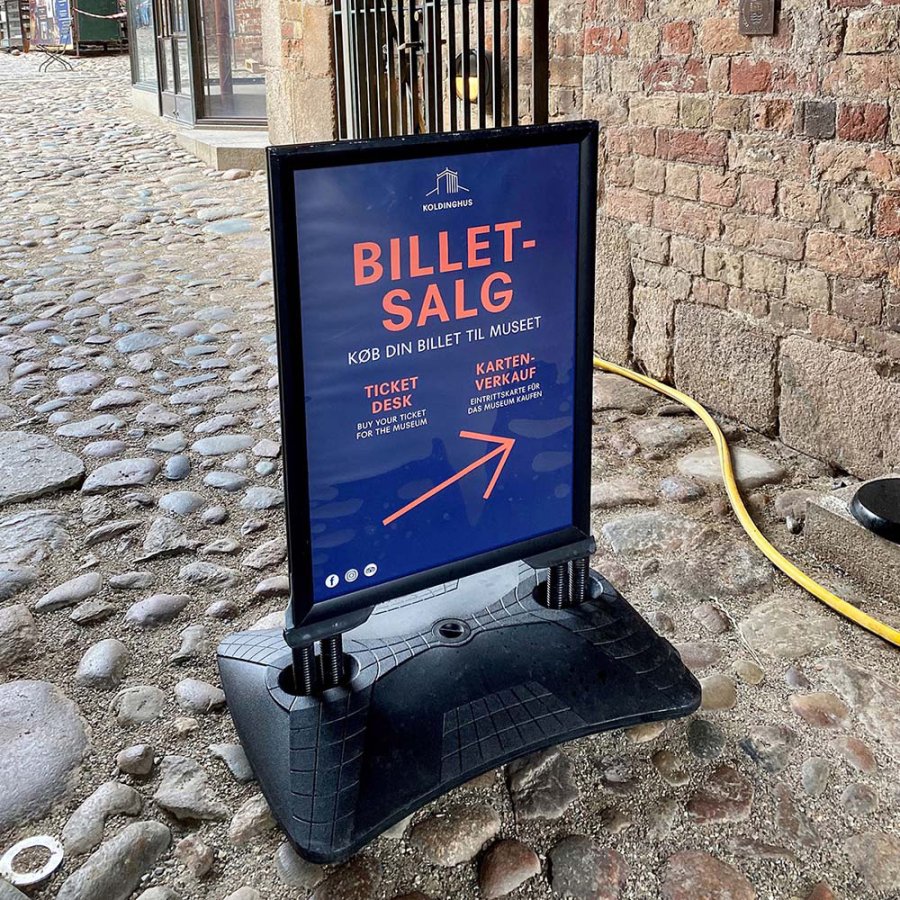 Wind-Sign Waterbase Budget Kundenstopper - 70x100 cm - schwarz