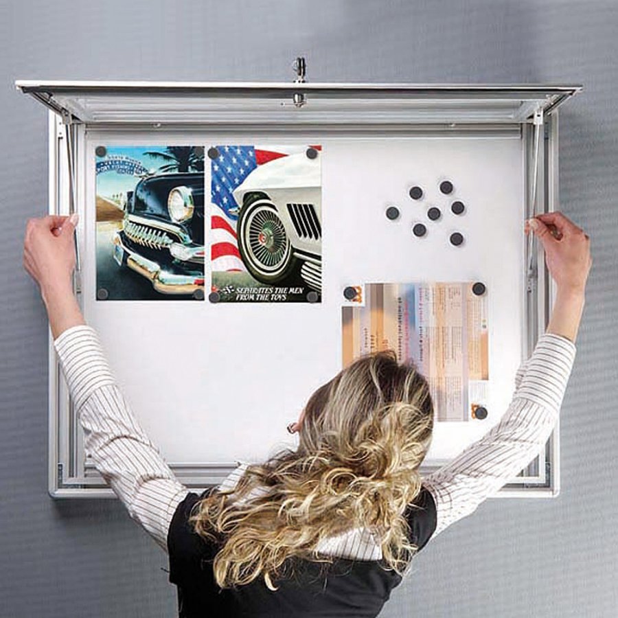 Aush&auml;ngeschrank magnetisch mit Schloss - 12 x A4